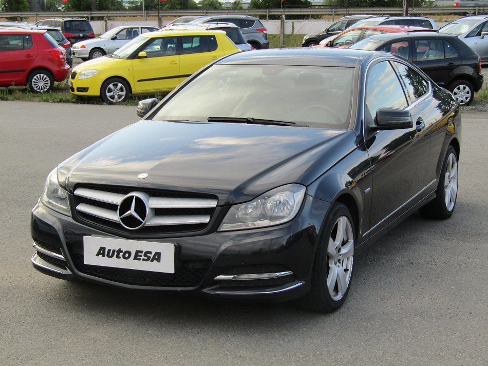Mercedes-Benz Třída C 2.2CDi  C220