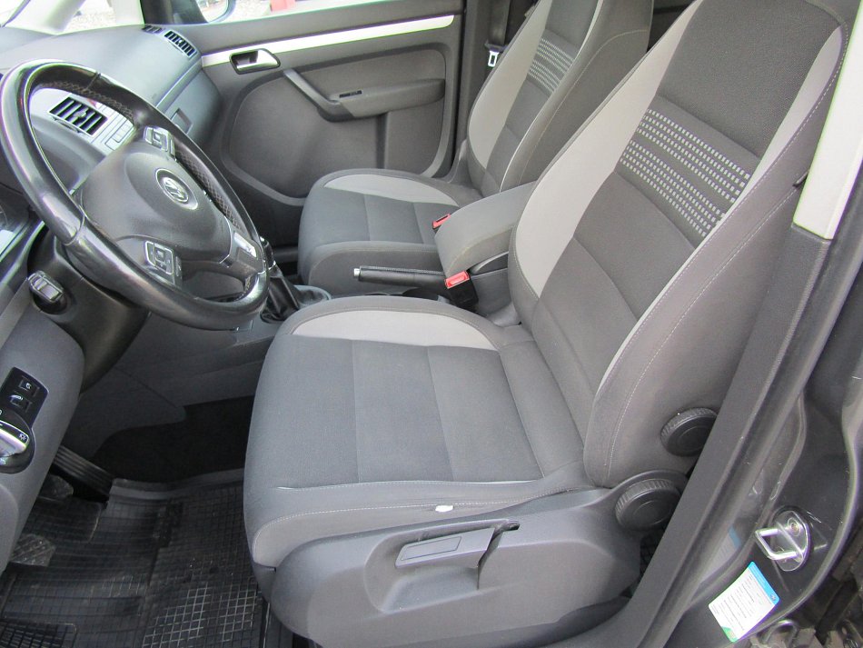 Volkswagen Touran 2.0 TDI Life