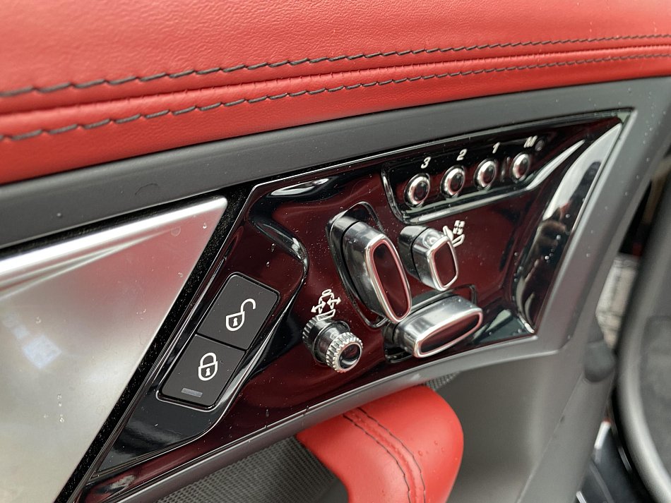 Jaguar F-Type 3.0 V6  V6 S AWD Coupe