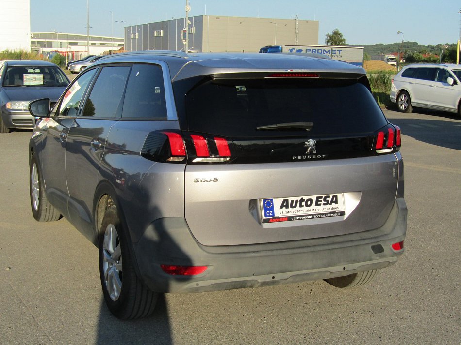 Peugeot 5008 1.2 PT Active