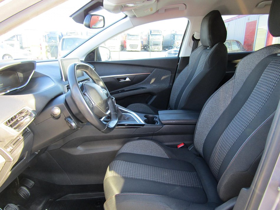 Peugeot 5008 1.2 PT Active