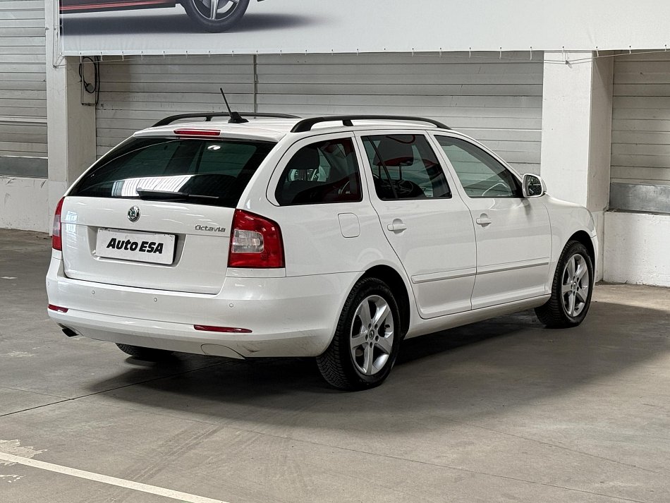 Škoda Octavia II 1.2 TSi Ambiente