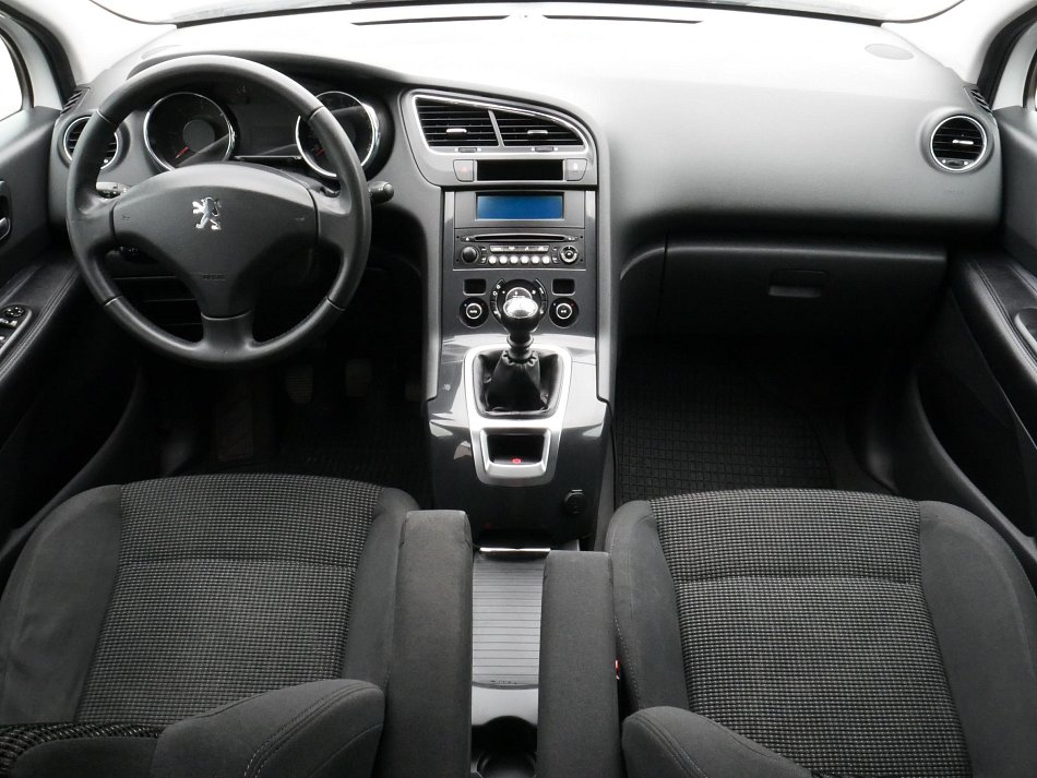 Peugeot 5008 1.6HDi 