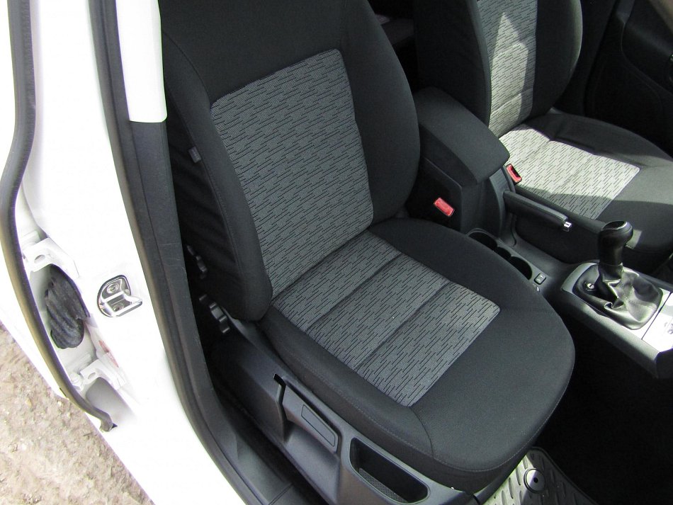 Škoda Octavia II 1.6TDi Ambiente