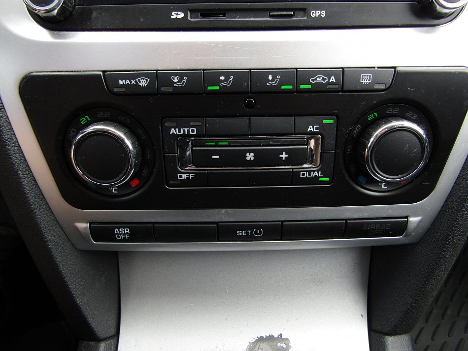Škoda Octavia II 1.6TDi Ambiente