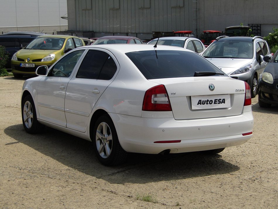 Škoda Octavia II 1.6TDi Ambiente