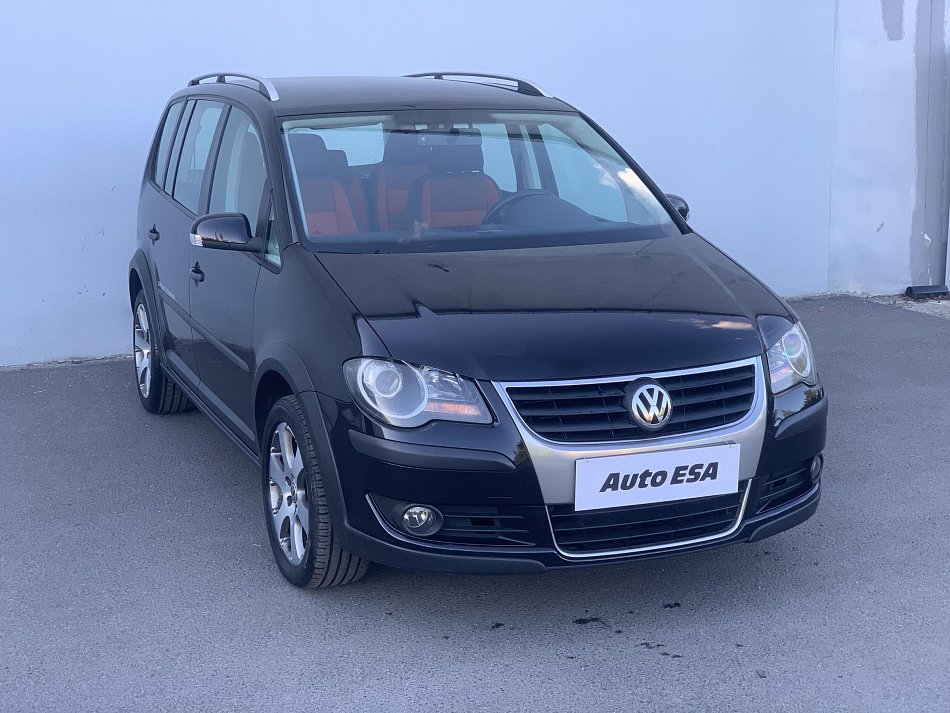 Volkswagen Touran 2.0 TDi CROSS