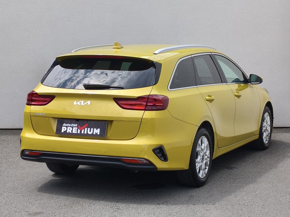 Kia Ceed 1.5 T-GDi TOP