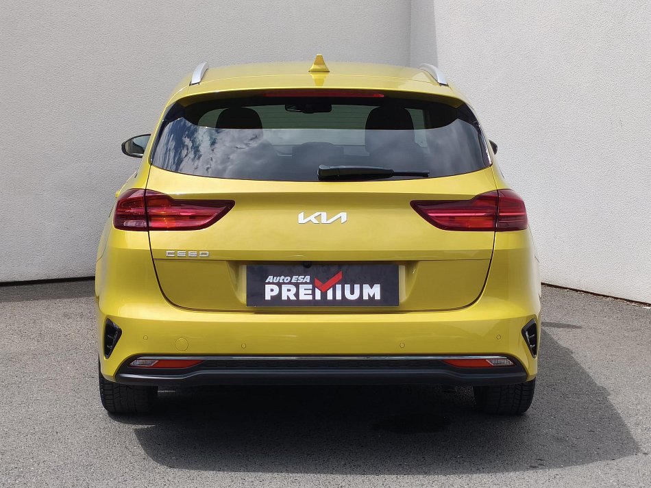 Kia Ceed 1.5 T-GDi TOP