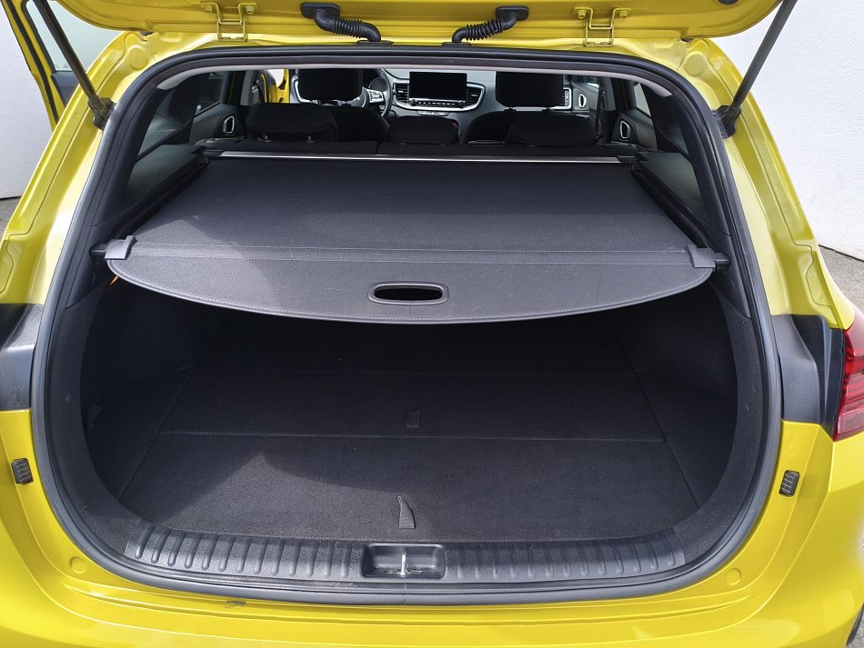 Kia Ceed 1.5 T-GDi TOP