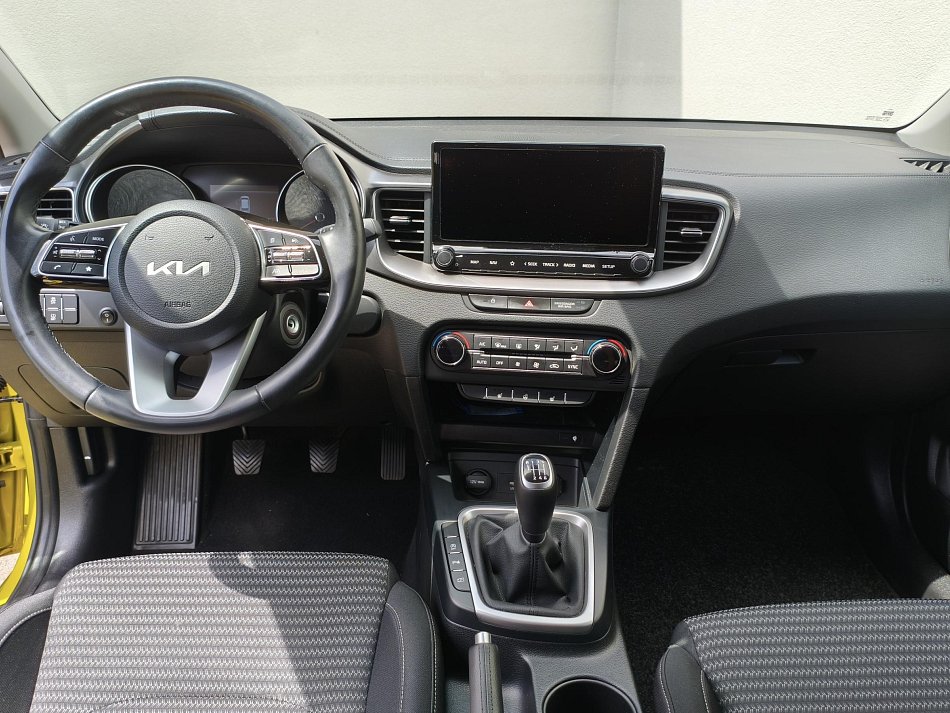 Kia Ceed 1.5 T-GDi TOP