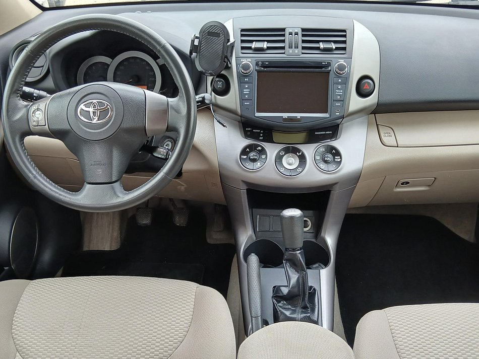 Toyota RAV4 2.0 VVT-i  4x4