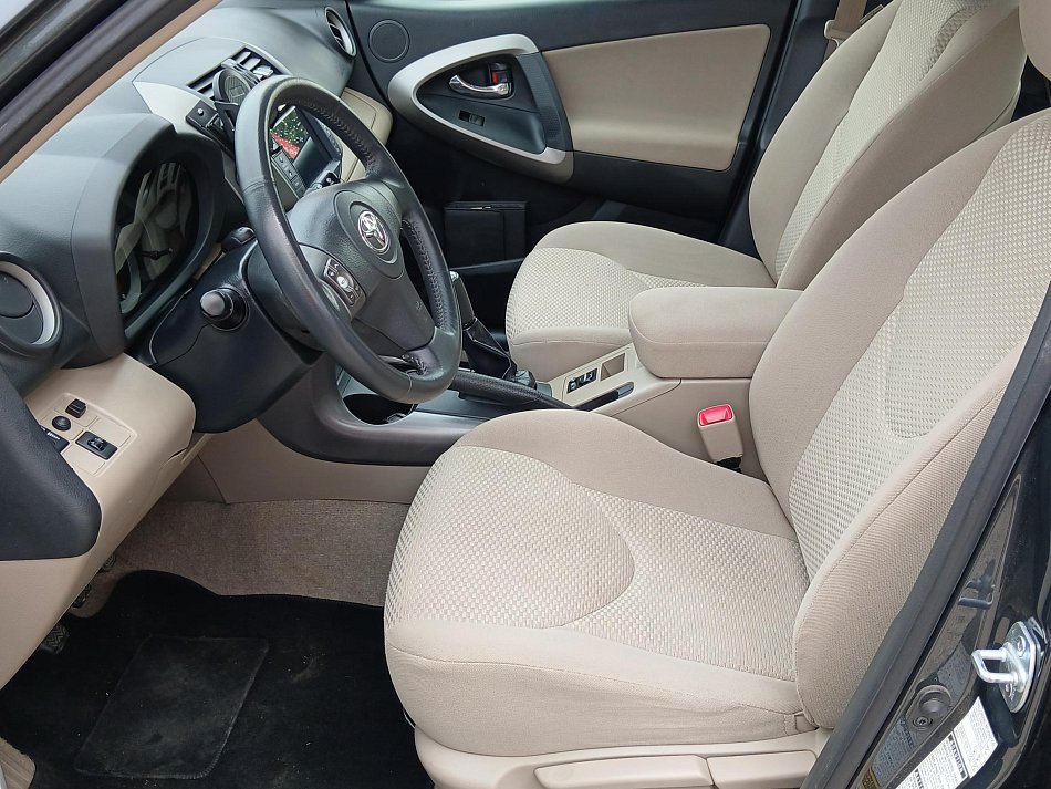 Toyota RAV4 2.0 VVT-i  4x4