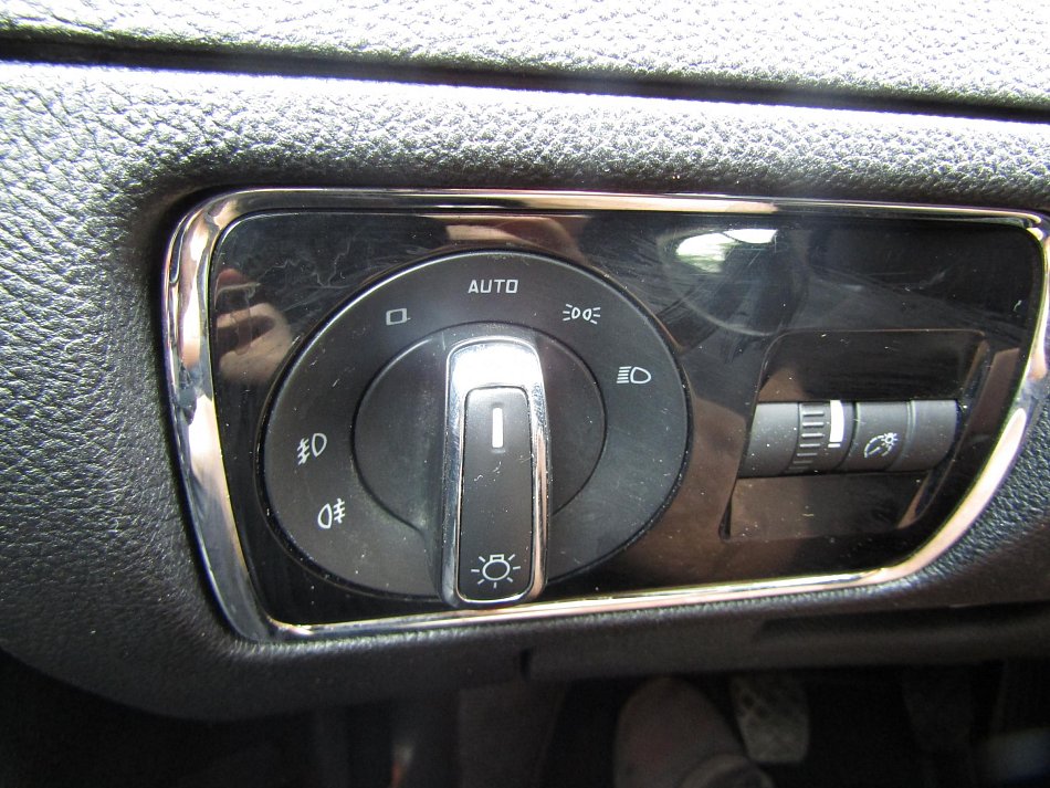 Škoda Superb 2.0TDi Ambition