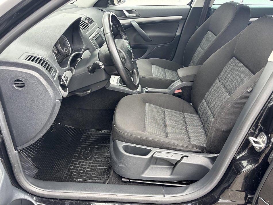 Škoda Octavia II 1.2 TSi Elegance