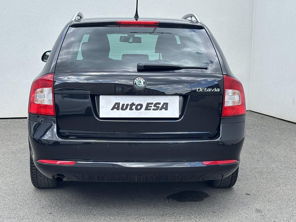 Škoda Octavia II 1.2 TSi Elegance