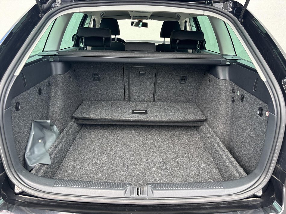 Škoda Octavia II 1.2 TSi Elegance