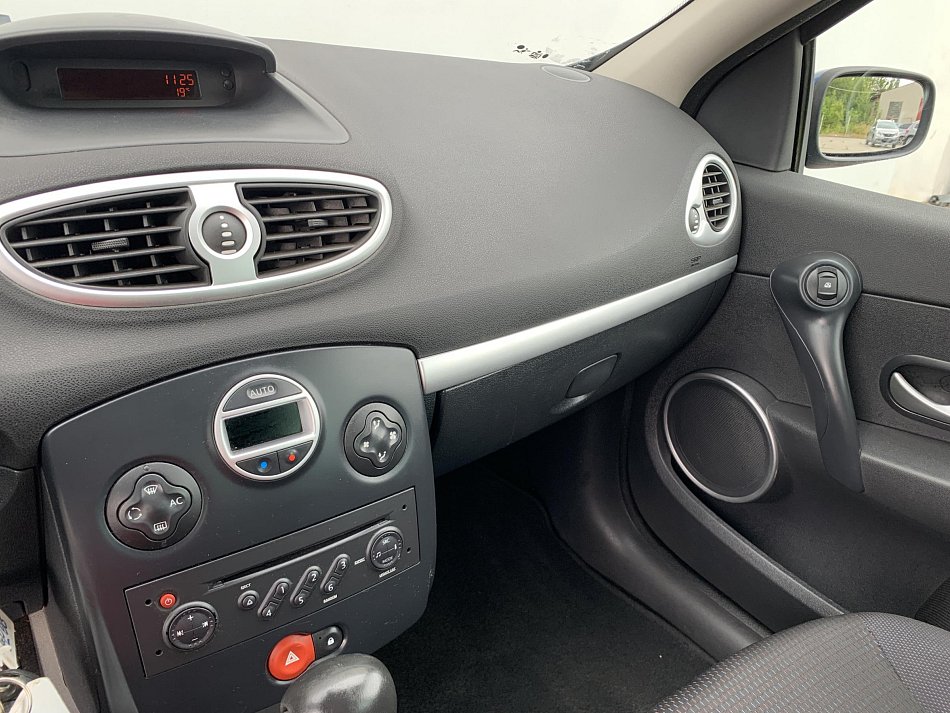 Renault Clio 1.6i 