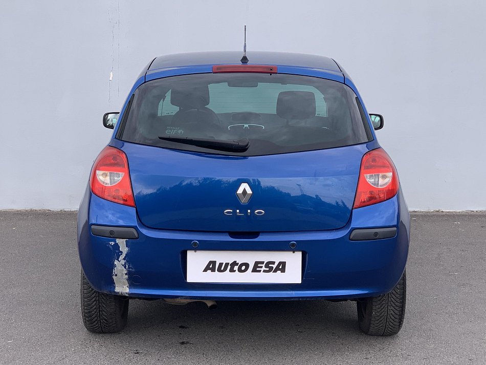 Renault Clio 1.6i 