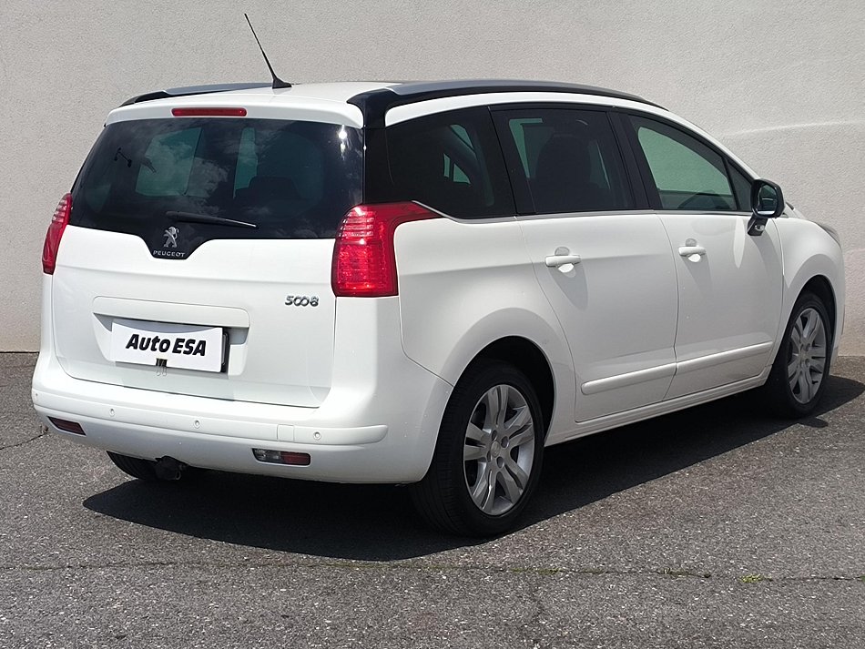 Peugeot 5008 2.0HDi 