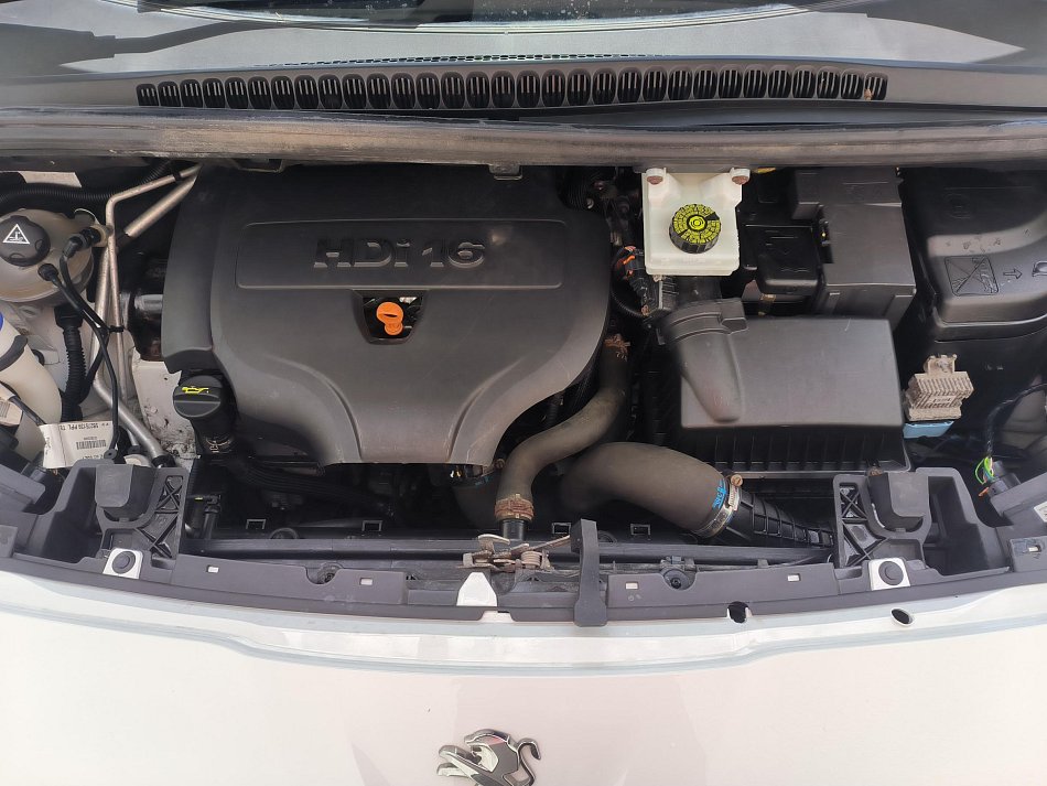 Peugeot 5008 2.0HDi 