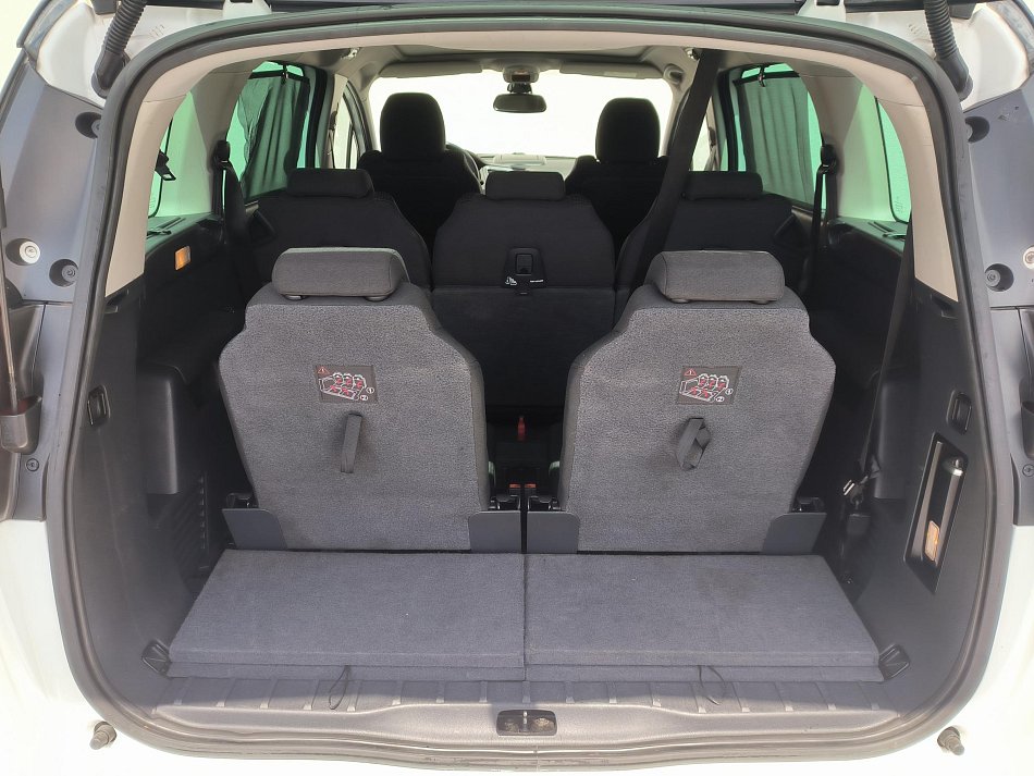 Peugeot 5008 2.0HDi 