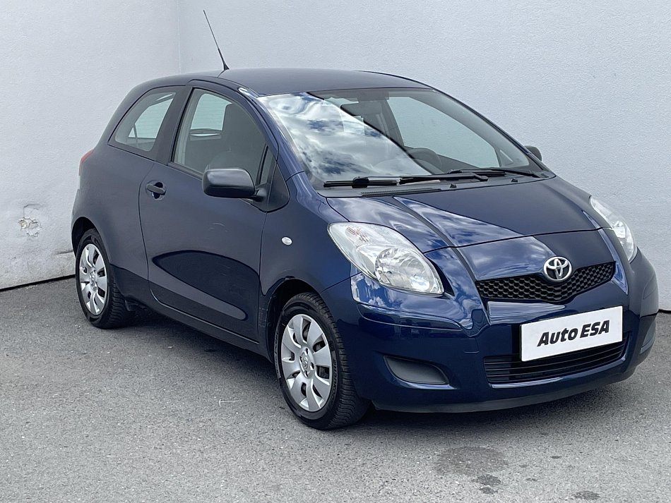 Toyota Yaris 1.0 VVT-i Cool