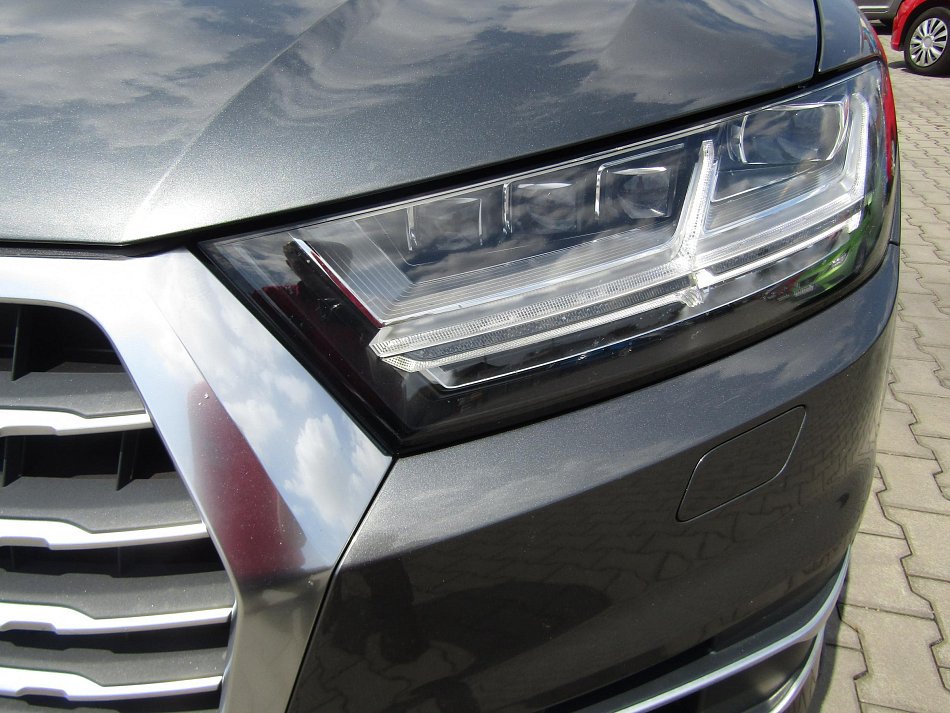 Audi Q7 3.0 TDi S-line quattro