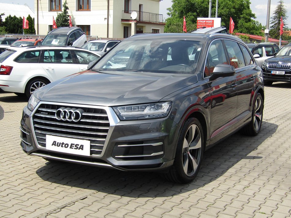 Audi Q7 3.0 TDi S-line quattro