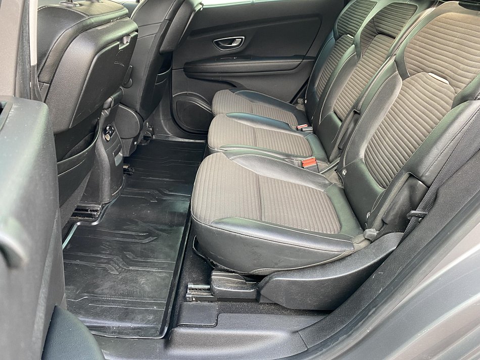 Renault Scénic 1.6 dCi 