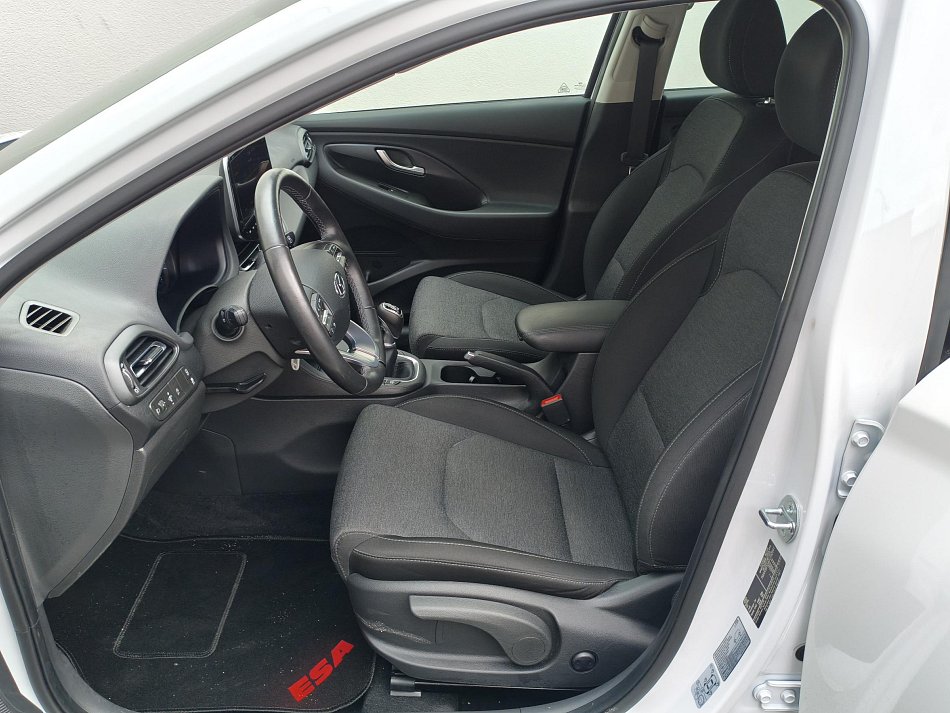 Hyundai I30 1.5 DPi Smart