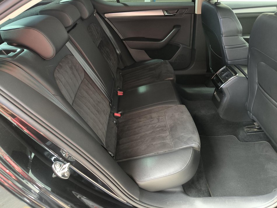 Škoda Superb III 1.4 TSi Style
