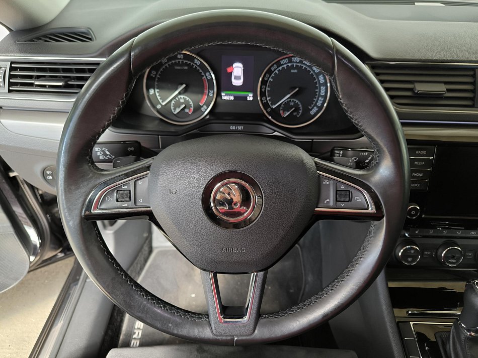Škoda Superb III 1.4 TSi Style