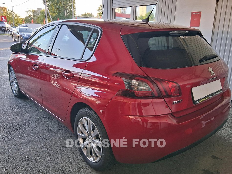 Peugeot 308 1.5 HDi 