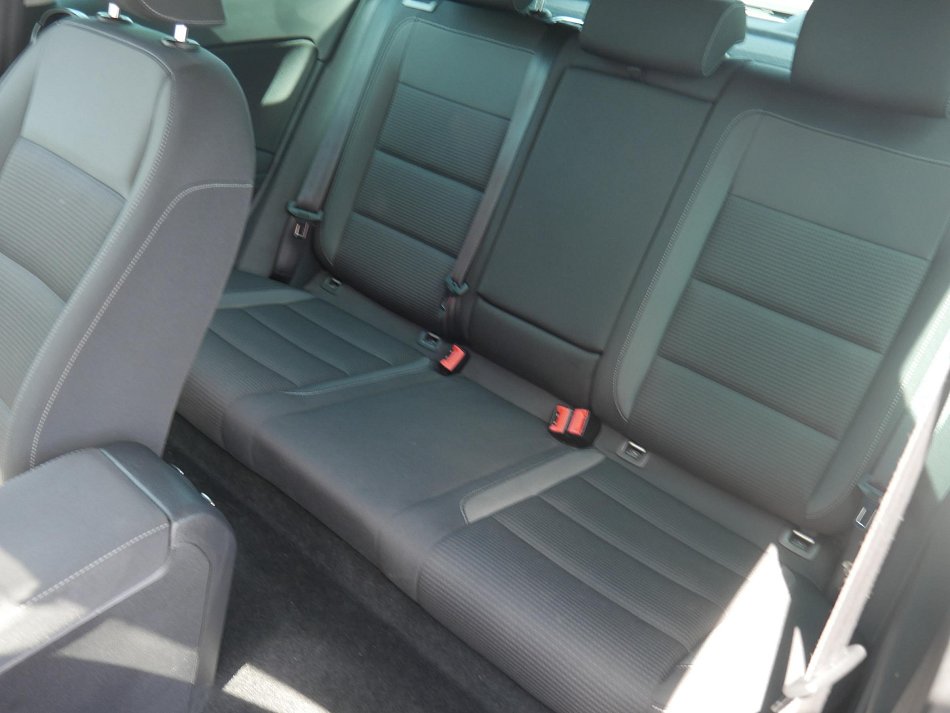 Volkswagen Golf 1.4TSI 
