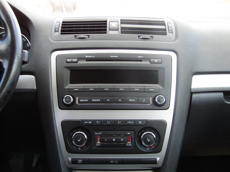 Škoda Octavia II 1.4 TSi Elegance