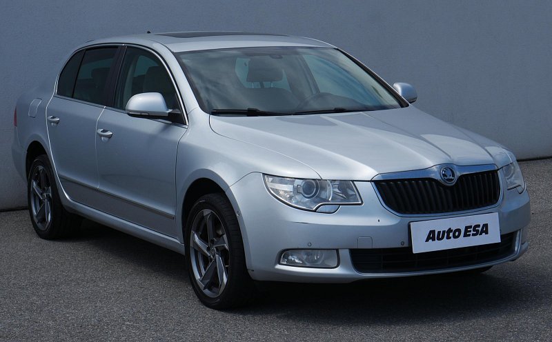 Škoda Superb II 2.0 TDi Elegance