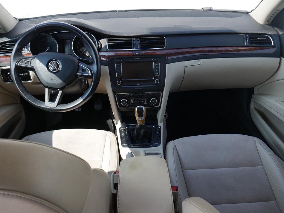 Škoda Superb II 2.0 TDi Elegance
