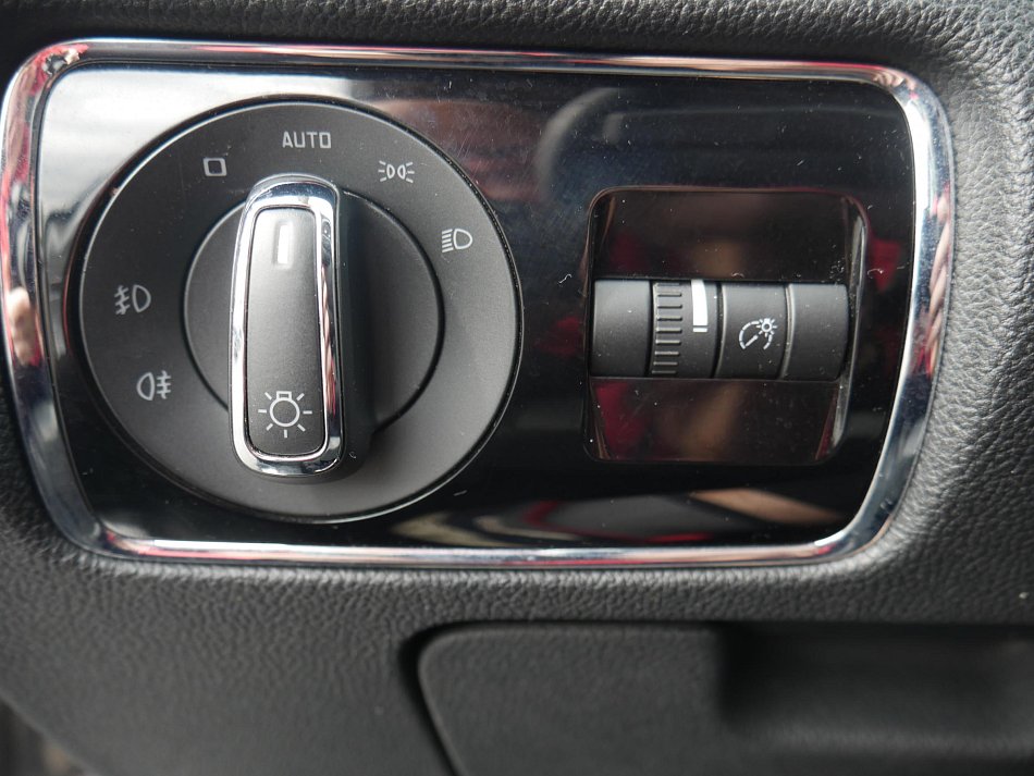 Škoda Superb II 2.0 TDi Ambition