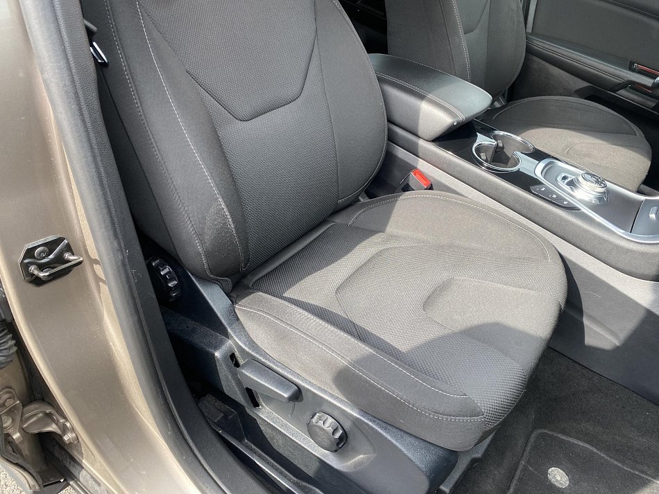 Ford S-MAX 2.0 TDCi 
