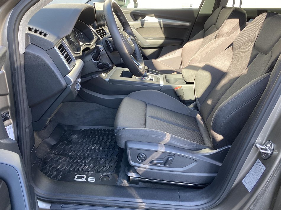 Audi Q5 2.0TDi  Quattro