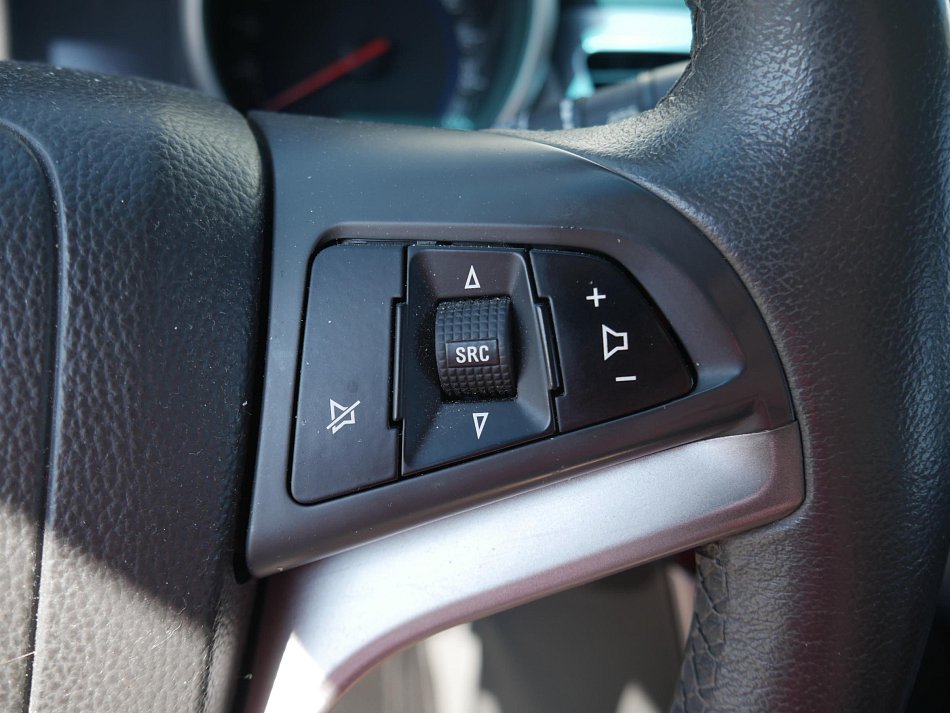 Chevrolet Cruze 1.6i 