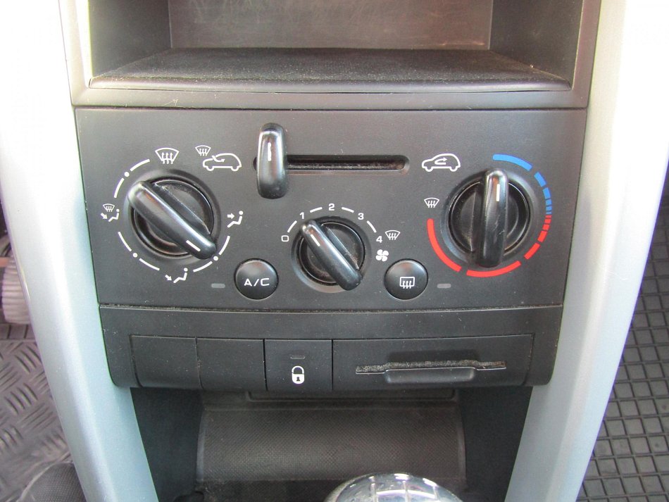 Peugeot 207 1.4 16v VTi Trendy