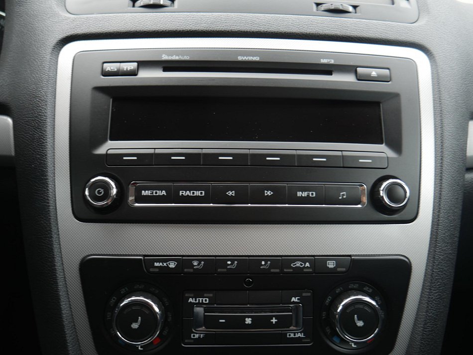 Škoda Octavia II 2.0 TDi Elegance