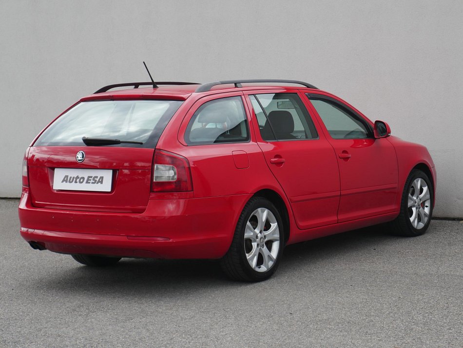 Škoda Octavia II 2.0 TDi Elegance