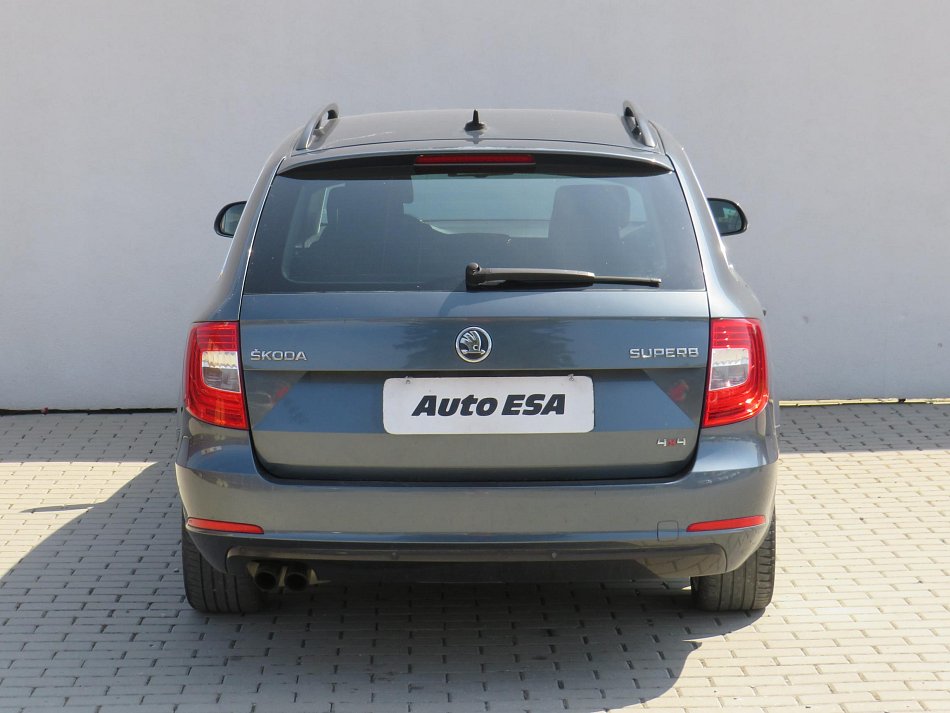 Škoda Superb II 2.0TDi Ambition 4x4