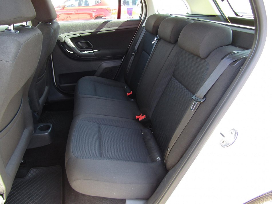 Škoda Fabia II 1.6 TDi Elegance