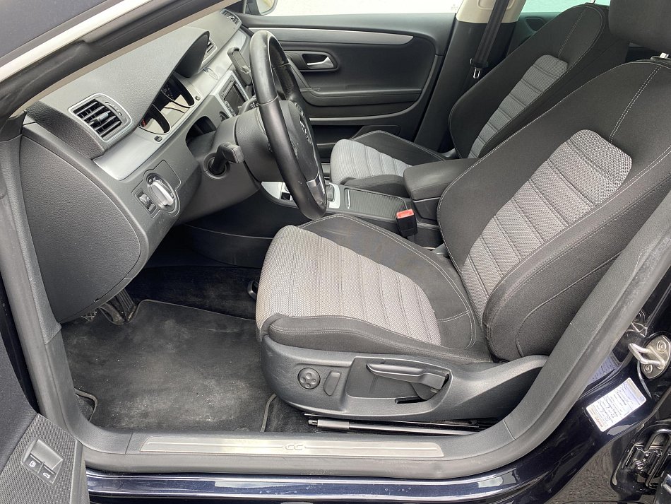 Volkswagen CC 2.0 TDi Sport