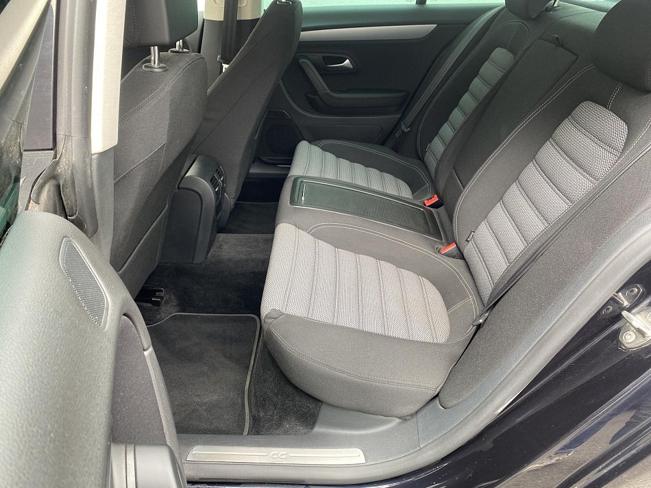 Volkswagen CC 2.0 TDi Sport