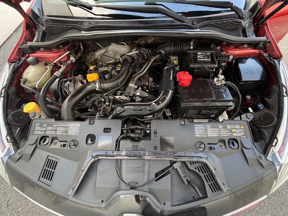 Renault Clio 0.9i 